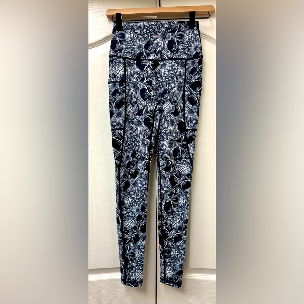 NWOT Constantly Varied Gear Full Length Leggings